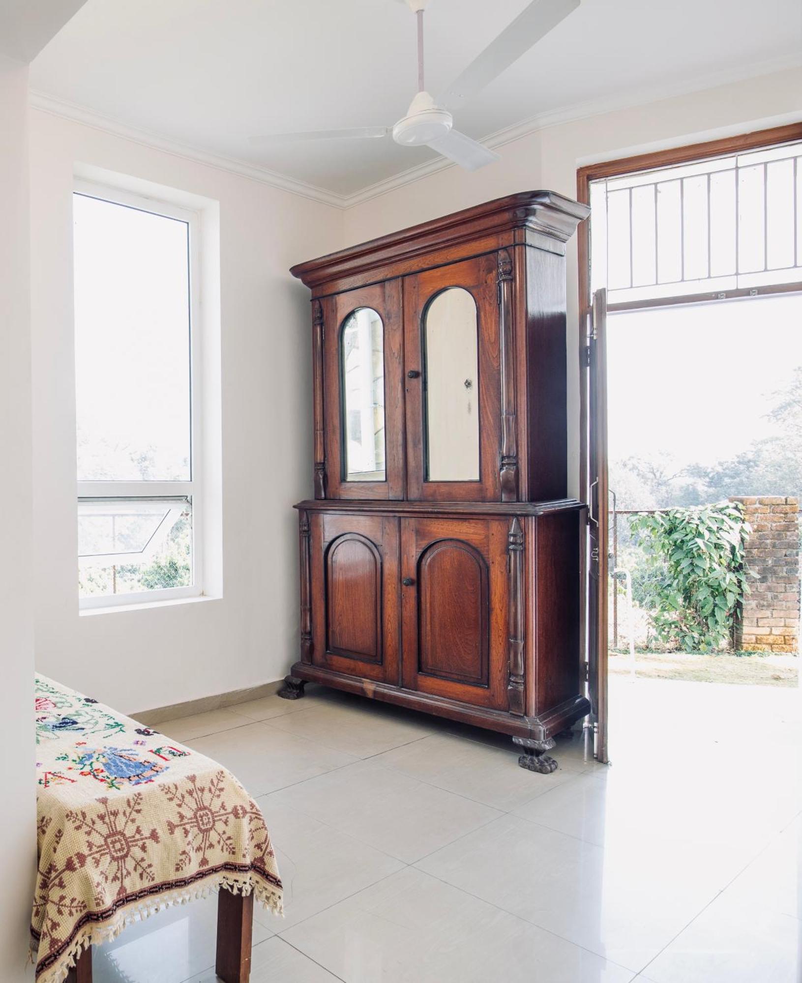 Lazy Fox Hideout - Panoramic View Cottage Dehradun Esterno foto